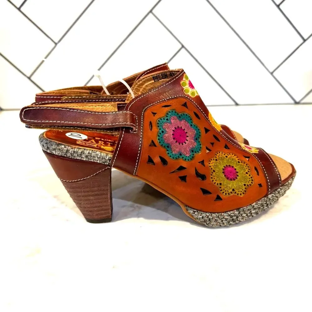 L'Artiste Spring Step Belen leather sandals sz 10 bright hand-painted flowers